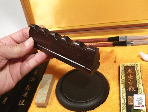 Tradin sprava na kaligrafiu a maovanie v drevenej kazete