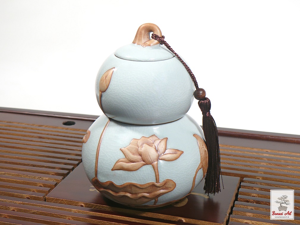Dóza na dva druhy čaju ozdobená lotosom