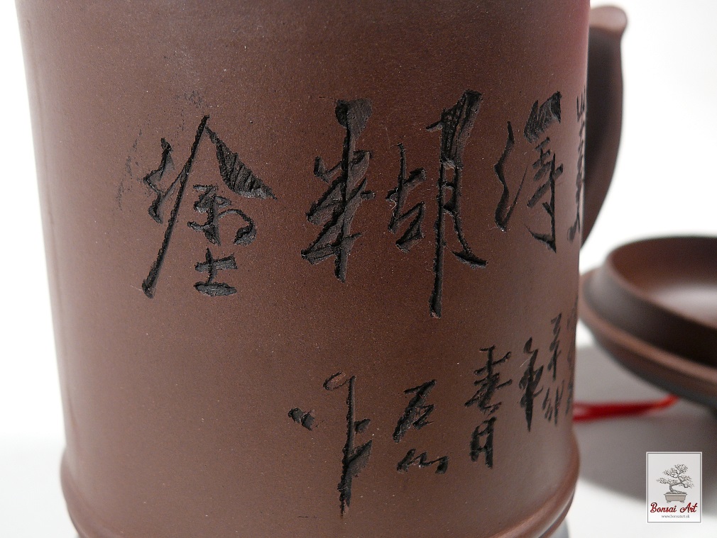 ajov hrnek 550ml z yixingskej keramiky tmavohned